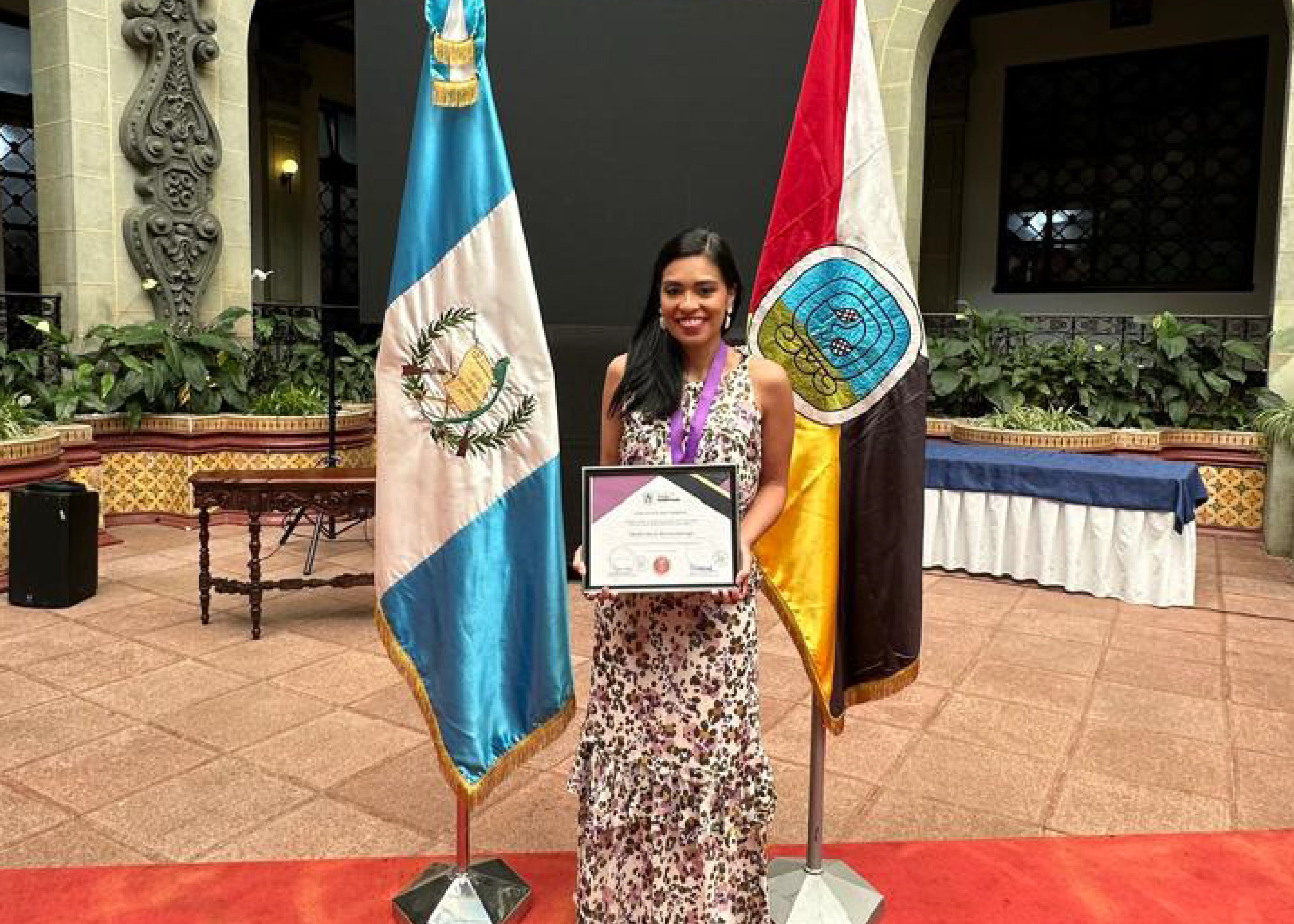 Nos llena de orgullo que una de nuestras colaboradoras haya sido galardonada con la Orden de Excelencia Laboral.