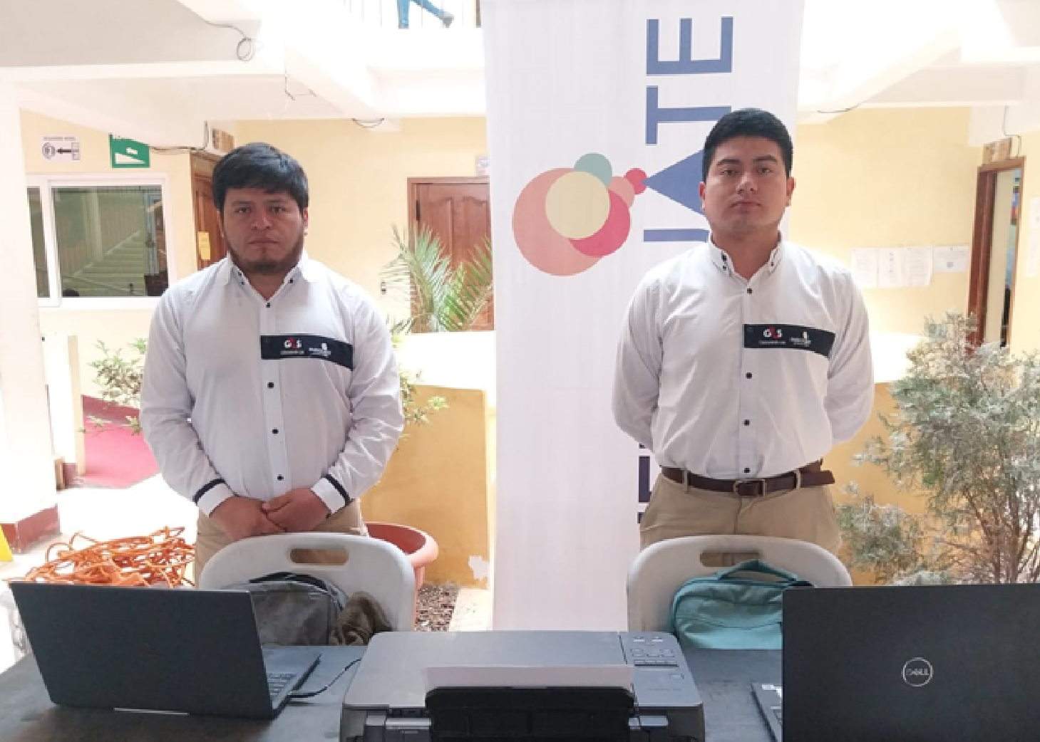 Solucionamos en nuestras Oficinas Móviles